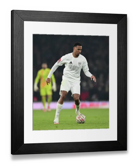 Framed Print : Arsenal v Manchester United - Emirates FA Cup Third Round