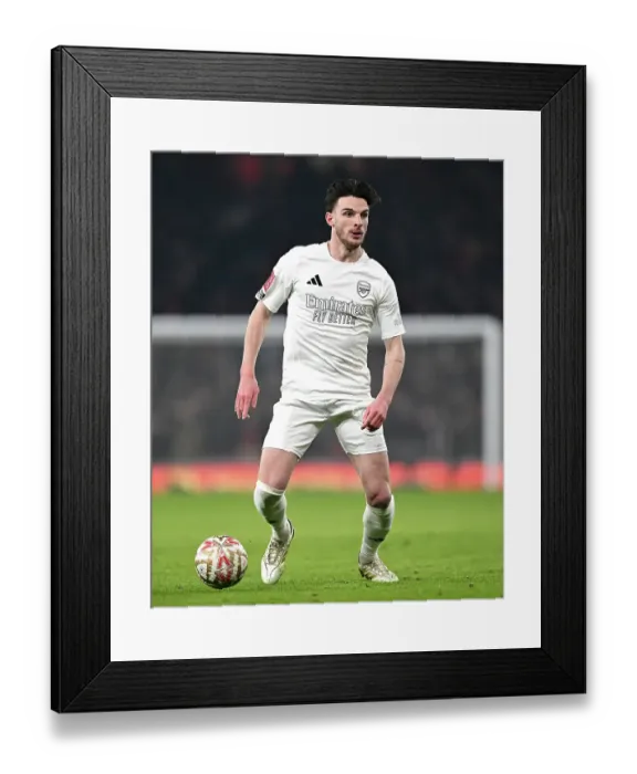 Framed Print : Arsenal v Manchester United - Emirates FA Cup Third Round