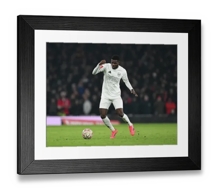 Framed Print : Arsenal v Manchester United - Emirates FA Cup Third Round Framed Print : Arsenal v Manchester United - Emirates FA Cup Third Round