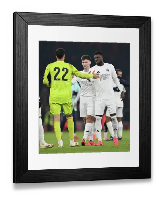 Framed Print : Arsenal v Manchester United - Emirates FA Cup Third Round Framed Print : Arsenal v Manchester United - Emirates FA Cup Third Round