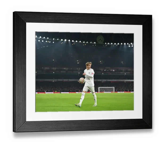 Framed Print : Arsenal v Manchester United - Emirates FA Cup Third Round Framed Print : Arsenal v Manchester United - Emirates FA Cup Third Round