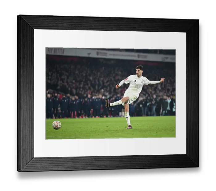 Framed Print : Arsenal v Manchester United - Emirates FA Cup Third Round Framed Print : Arsenal v Manchester United - Emirates FA Cup Third Round