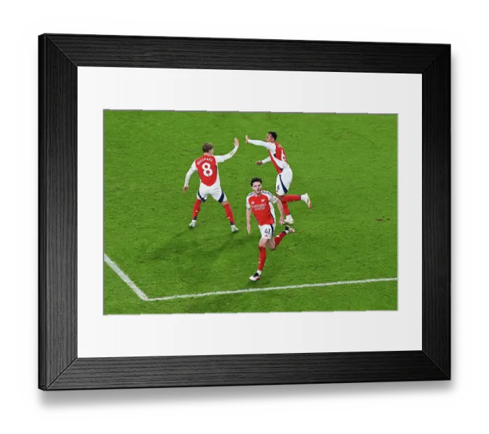 Framed Print : Arsenal FC v Tottenham Hotspur FC - Premier League