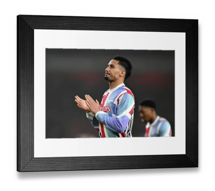 Framed Print : Arsenal FC v Tottenham Hotspur FC - Premier League Framed Print : Arsenal FC v Tottenham Hotspur FC - Premier League