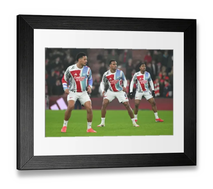 Framed Print : Arsenal FC v Tottenham Hotspur FC - Premier League Framed Print : Arsenal FC v Tottenham Hotspur FC - Premier League