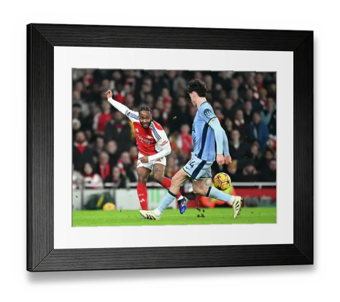 Framed Print : Arsenal FC v Tottenham Hotspur FC - Premier League