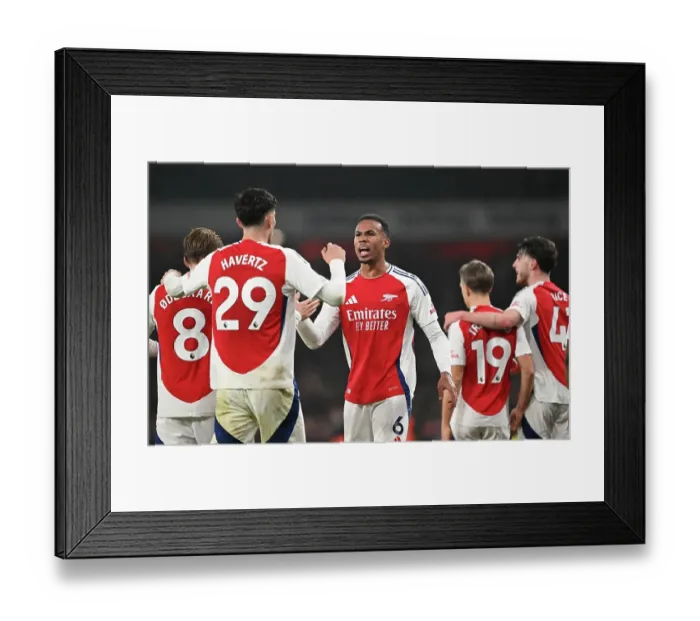 Framed Print : Arsenal FC v Tottenham Hotspur FC - Premier League Framed Print : Arsenal FC v Tottenham Hotspur FC - Premier League