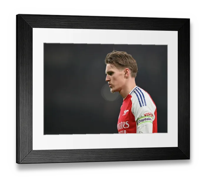 Framed Print : Arsenal FC v Tottenham Hotspur FC - Premier League Framed Print : Arsenal FC v Tottenham Hotspur FC - Premier League