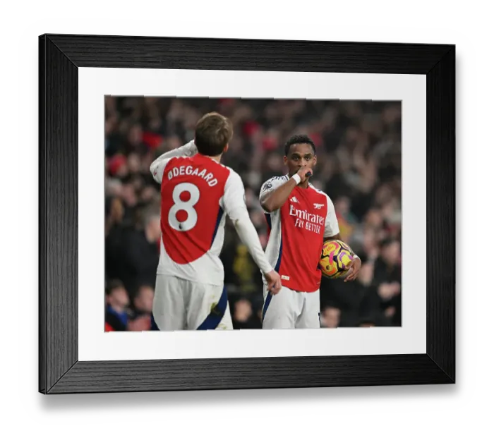 Framed Print : Arsenal FC v Tottenham Hotspur FC - Premier League Framed Print : Arsenal FC v Tottenham Hotspur FC - Premier League