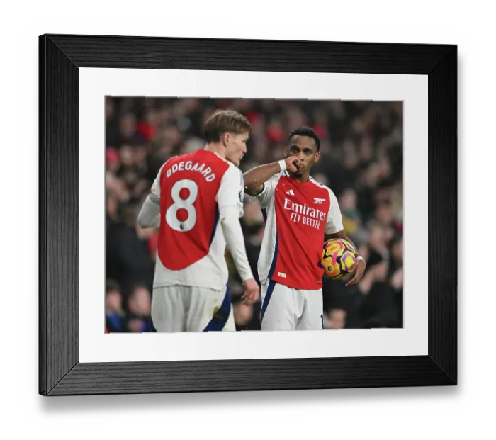 Framed Print : Arsenal FC v Tottenham Hotspur FC - Premier League