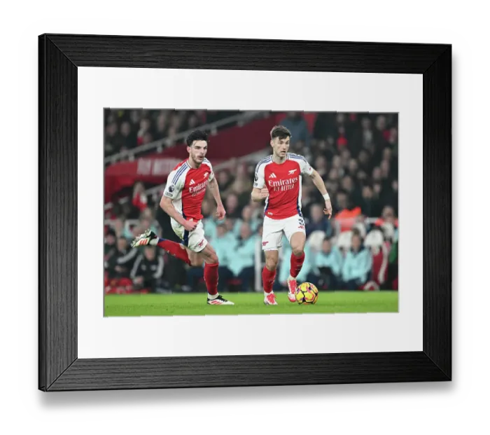 Framed Print : Arsenal FC v Tottenham Hotspur FC - Premier League Framed Print : Arsenal FC v Tottenham Hotspur FC - Premier League