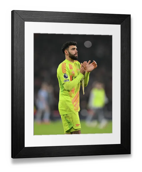 Framed Print : Arsenal FC v Tottenham Hotspur FC - Premier League Framed Print : Arsenal FC v Tottenham Hotspur FC - Premier League