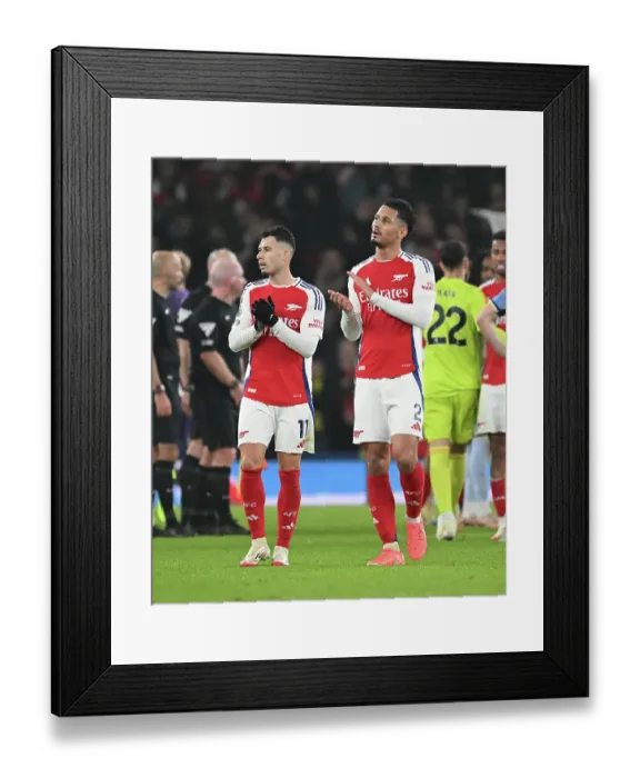 Framed Print : Arsenal FC v Tottenham Hotspur FC - Premier League