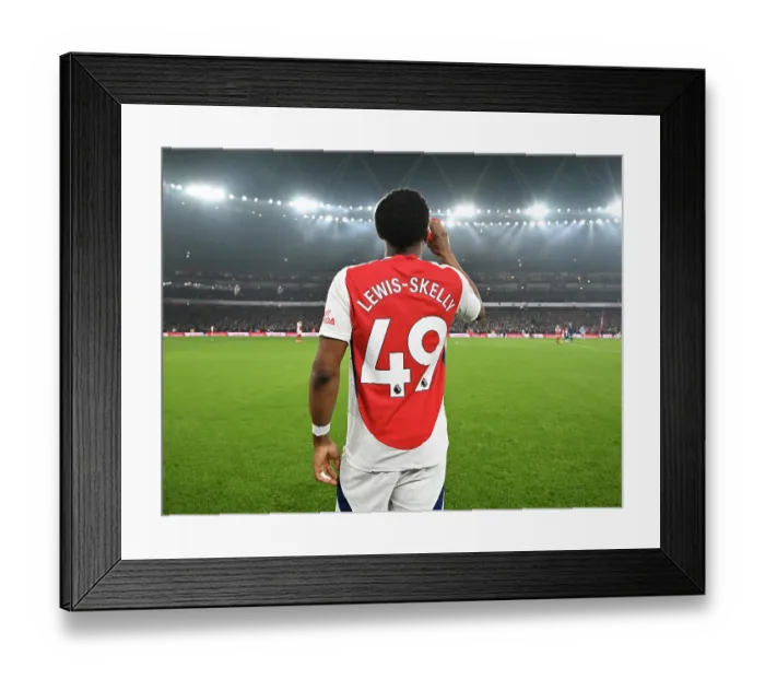 Framed Print : Arsenal FC v Tottenham Hotspur FC - Premier League Framed Print : Arsenal FC v Tottenham Hotspur FC - Premier League