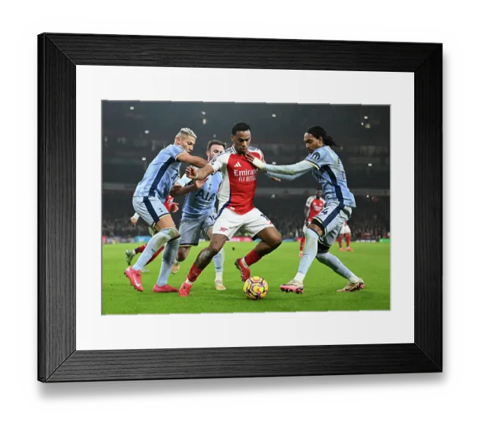 Framed Print : Arsenal FC v Tottenham Hotspur FC - Premier League
