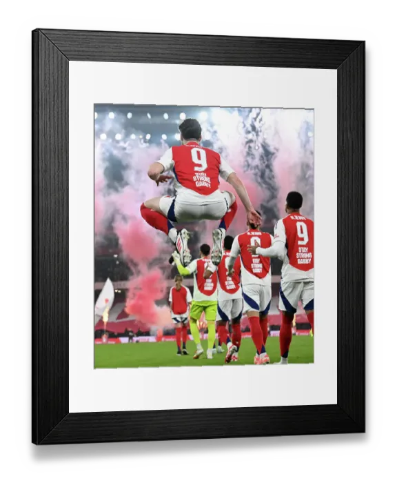 Framed Print : Arsenal FC v Tottenham Hotspur FC - Premier League Framed Print : Arsenal FC v Tottenham Hotspur FC - Premier League