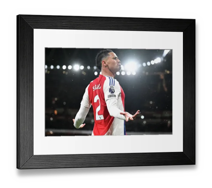 Framed Print : Arsenal FC v Manchester United FC - Premier League Framed Print : Arsenal FC v Manchester United FC - Premier League