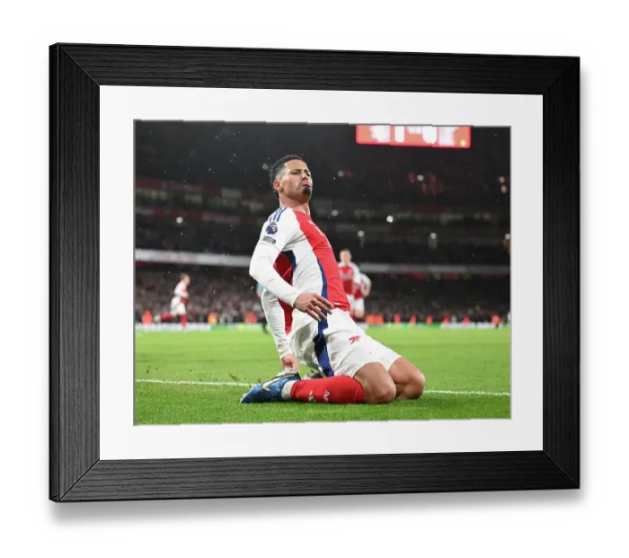Framed Print : Arsenal FC v Manchester United FC - Premier League Framed Print : Arsenal FC v Manchester United FC - Premier League