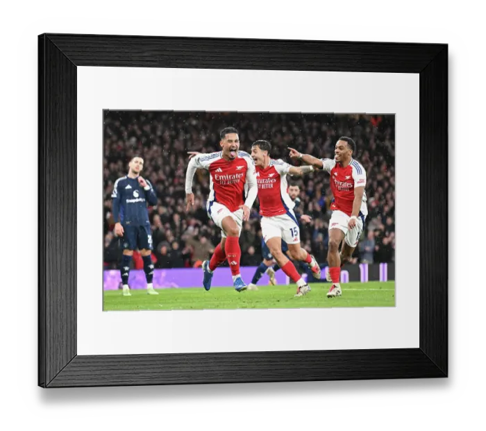 Framed Print : Arsenal FC v Manchester United FC - Premier League