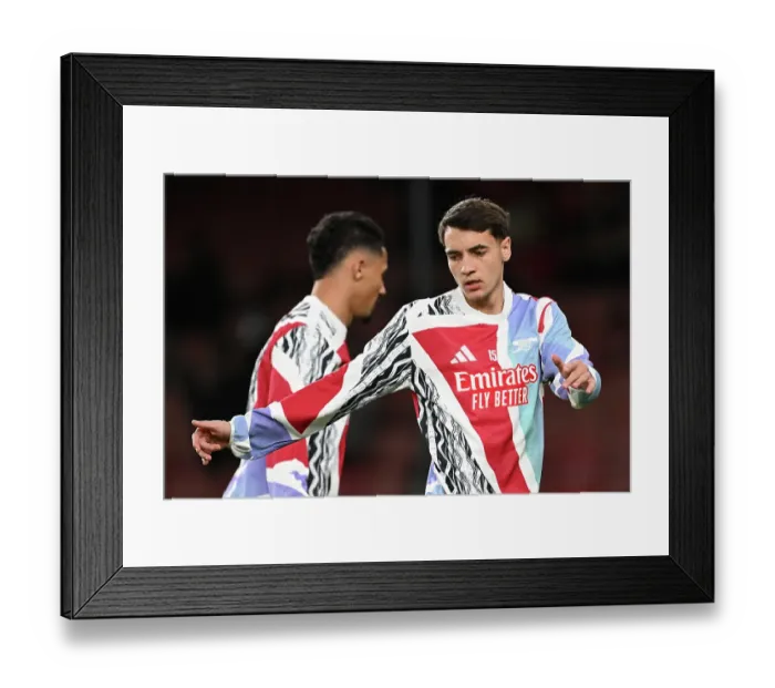 Framed Print : Arsenal FC v Manchester United FC - Premier League Framed Print : Arsenal FC v Manchester United FC - Premier League