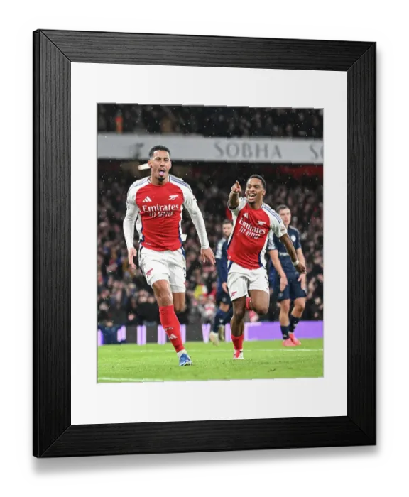 Framed Print : Arsenal FC v Manchester United FC - Premier League