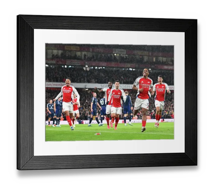Framed Print : Arsenal FC v Manchester United FC - Premier League Framed Print : Arsenal FC v Manchester United FC - Premier League