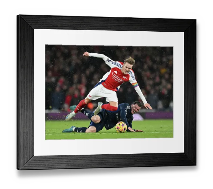 Framed Print : Arsenal FC v Manchester United FC - Premier League Framed Print : Arsenal FC v Manchester United FC - Premier League