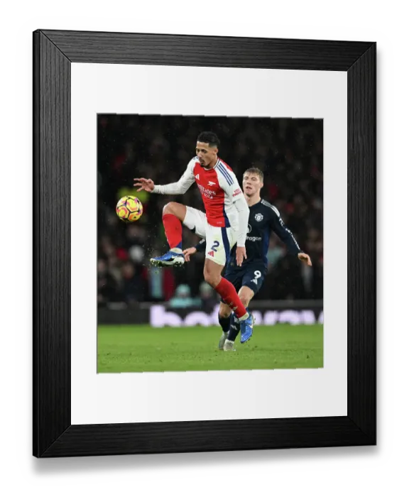 Framed Print : Arsenal FC v Manchester United FC - Premier League