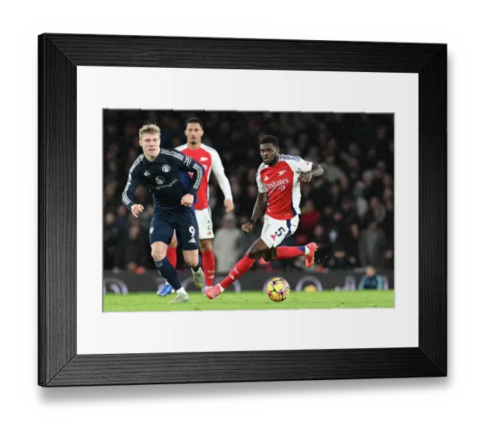 Framed Print : Arsenal FC v Manchester United FC - Premier League