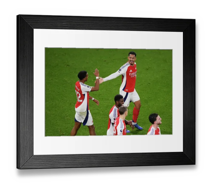 Framed Print : Arsenal FC v Manchester United FC - Premier League
