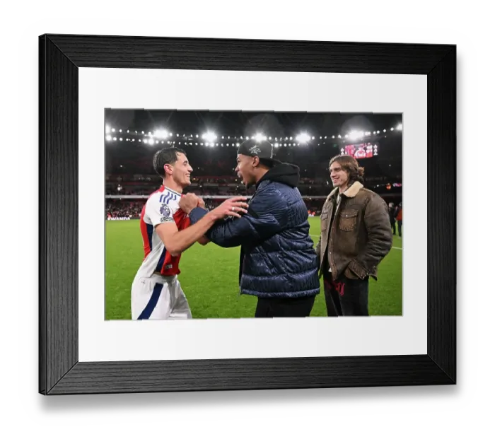 Framed Print : Arsenal FC v Manchester United FC - Premier League