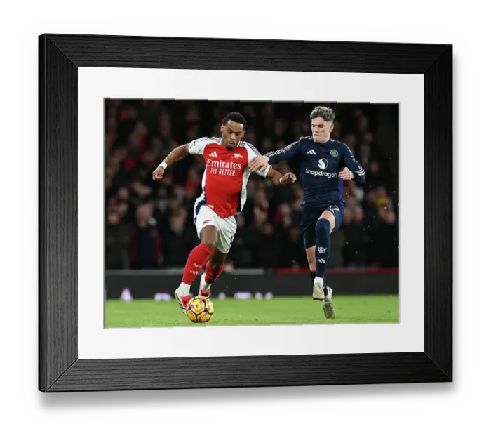 Framed Print : Arsenal FC v Manchester United FC - Premier League Framed Print : Arsenal FC v Manchester United FC - Premier League