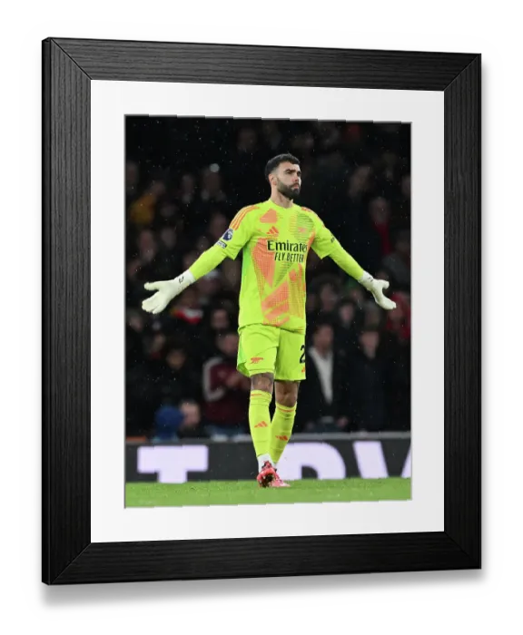 Framed Print : Arsenal FC v Manchester United FC - Premier League Framed Print : Arsenal FC v Manchester United FC - Premier League