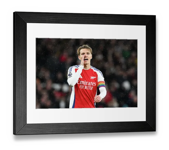 Framed Print : Arsenal FC v Manchester United FC - Premier League Framed Print : Arsenal FC v Manchester United FC - Premier League