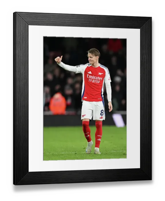 Framed Print : Arsenal FC v Manchester United FC - Premier League Framed Print : Arsenal FC v Manchester United FC - Premier League