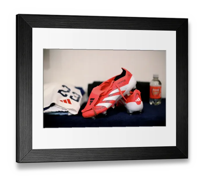 Framed Print : Chelsea FC v Arsenal FC - Barclays Women's Super League