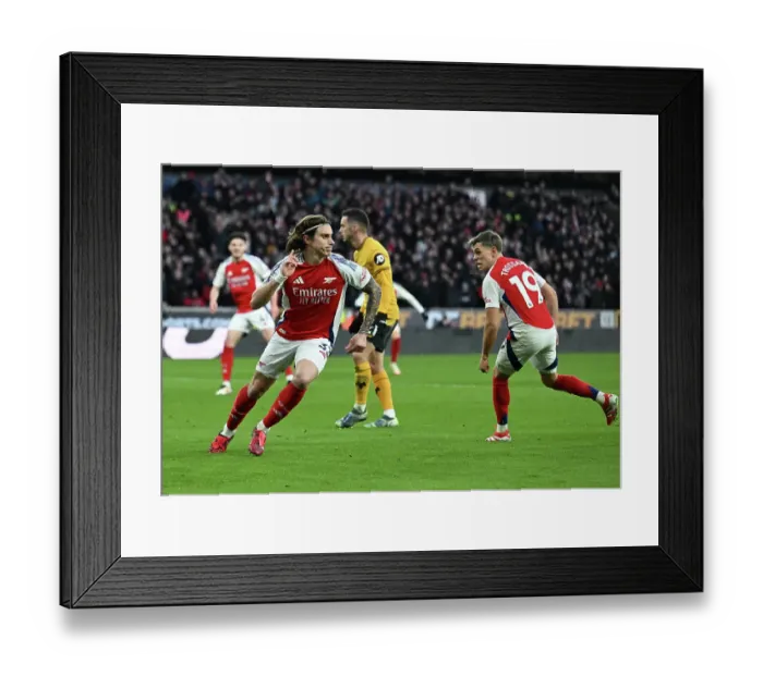 Framed Print : Wolverhampton Wanderers FC v Arsenal FC - Premier League