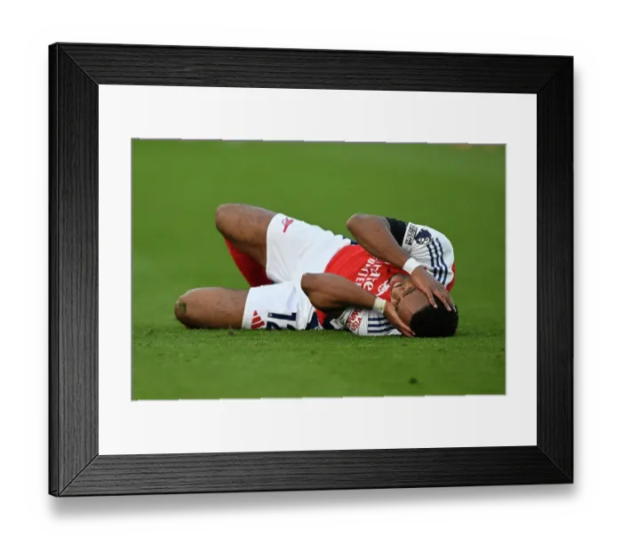Framed Print : Wolverhampton Wanderers FC v Arsenal FC - Premier League Framed Print : Wolverhampton Wanderers FC v Arsenal FC - Premier League