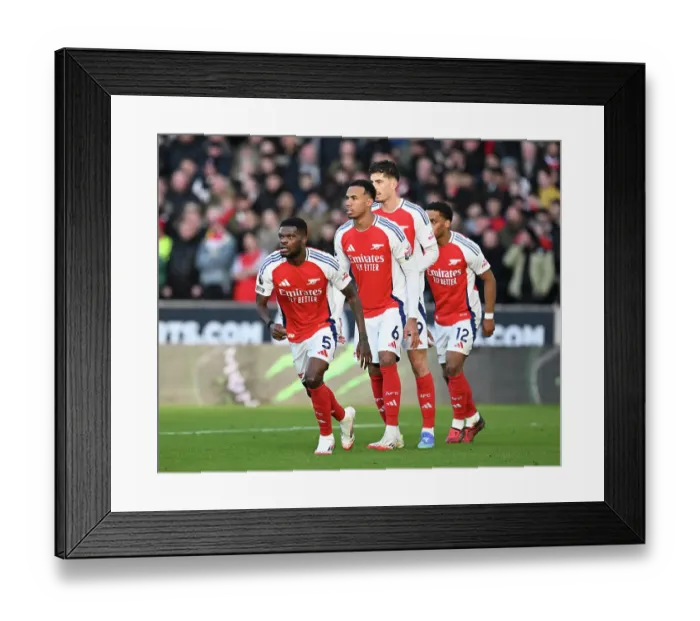 Framed Print : Wolverhampton Wanderers FC v Arsenal FC - Premier League Framed Print : Wolverhampton Wanderers FC v Arsenal FC - Premier League