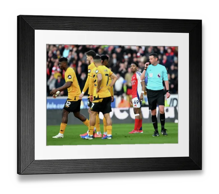 Framed Print : Wolverhampton Wanderers FC v Arsenal FC - Premier League Framed Print : Wolverhampton Wanderers FC v Arsenal FC - Premier League