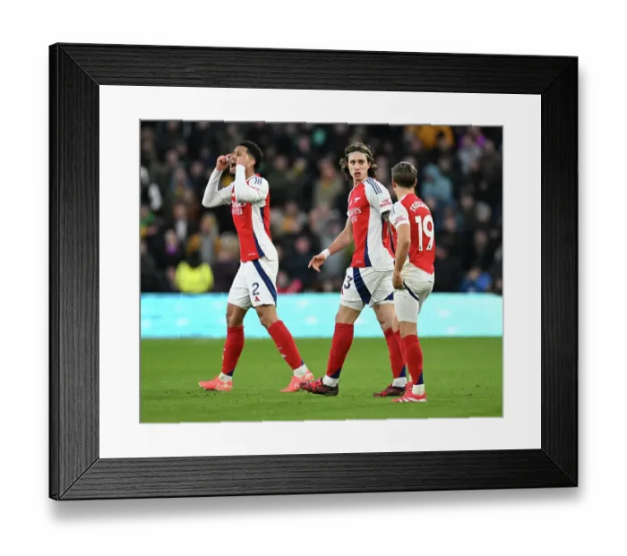Framed Print : Wolverhampton Wanderers FC v Arsenal FC - Premier League Framed Print : Wolverhampton Wanderers FC v Arsenal FC - Premier League