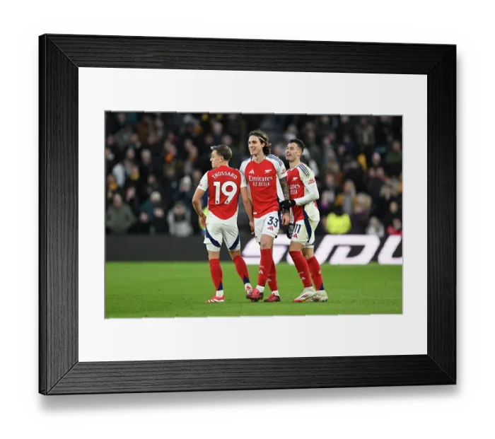 Framed Print : Wolverhampton Wanderers FC v Arsenal FC - Premier League
