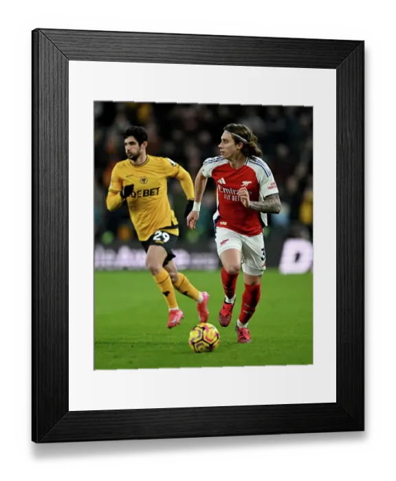 Framed Print : Wolverhampton Wanderers FC v Arsenal FC - Premier League