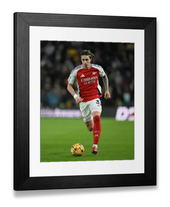 Framed Print : Wolverhampton Wanderers FC v Arsenal FC - Premier League Framed Print : Wolverhampton Wanderers FC v Arsenal FC - Premier League