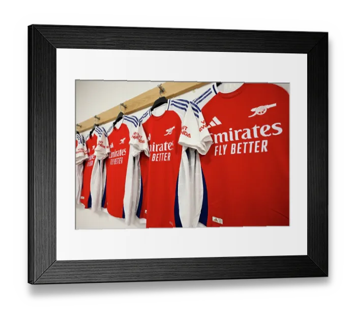 Framed Print : Wolverhampton Wanderers FC v Arsenal FC - Premier League Framed Print : Wolverhampton Wanderers FC v Arsenal FC - Premier League