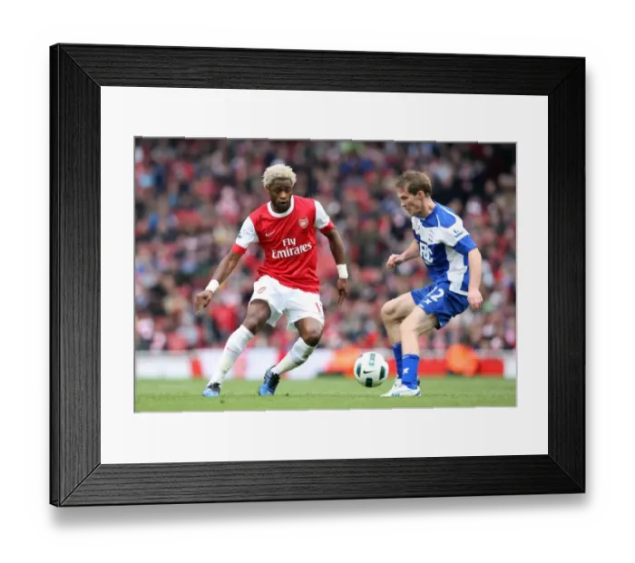 Framed Print : Alex Song (Arsenal) Alex Hleb (Birmingham). Arsenal 2: 1 Birmingham City