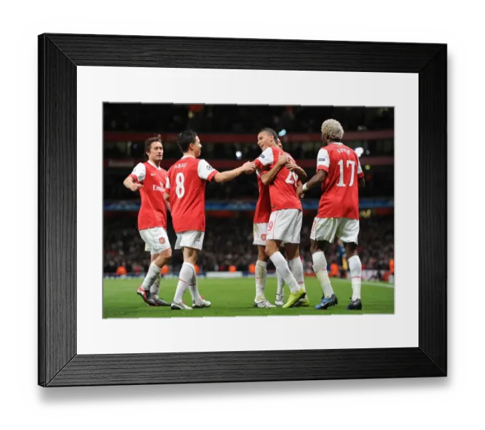 Framed Print : Arsenal's Unforgettable 5-1 Victory: Chamakh's Brace and a Dominant Performance Framed Print : Arsenal's Unforgettable 5-1 Victory: Chamakh's Brace and a Dominant Performance