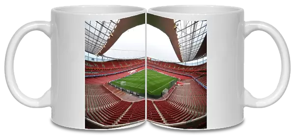 Emirates Stadium. Arsenal 5: 1 Shakhtar Donetsk, UEFA Champions League, Group H