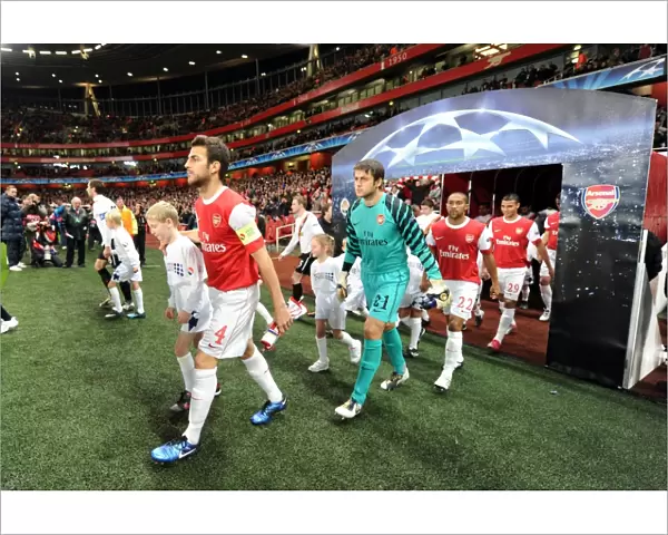 Arsenal captain Cesc Fabregas and Lucasz Fabianski. Arsenal 5: 1 Shakhtar Donetsk