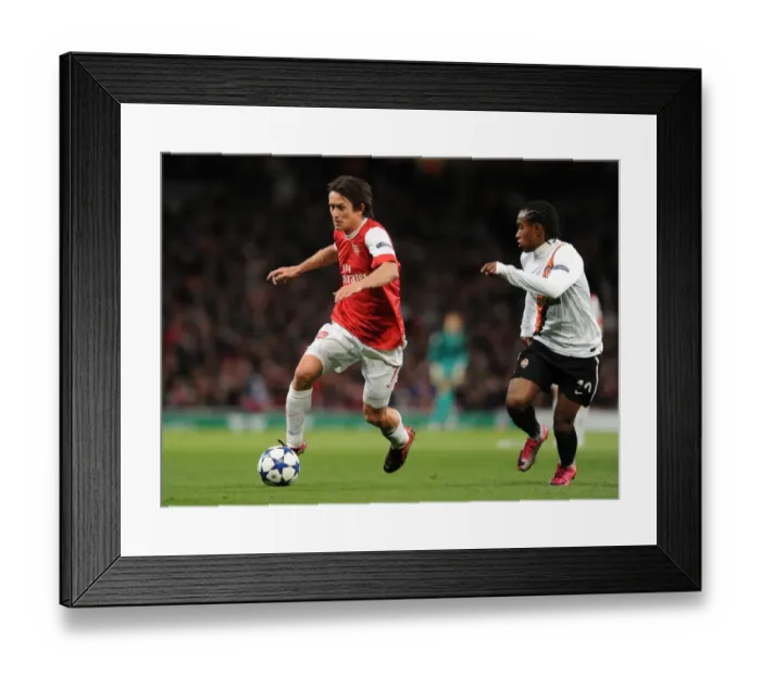 Framed Print : Tomas Rosicky (Arsenal) Willian (Shakhtar). Arsenal 5: 1 Shakhtar Donetsk Framed Print : Tomas Rosicky (Arsenal) Willian (Shakhtar). Arsenal 5: 1 Shakhtar Donetsk